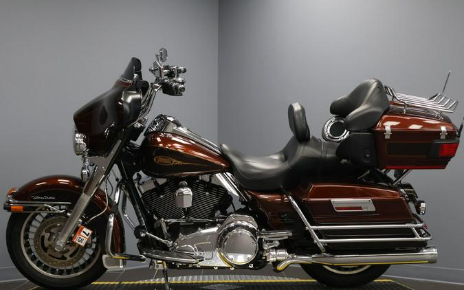 2009 Harley-Davidson® Electra Glide® Ultra Classic® Two-Tone Light Candy Root Beer/Dark Candy Root B