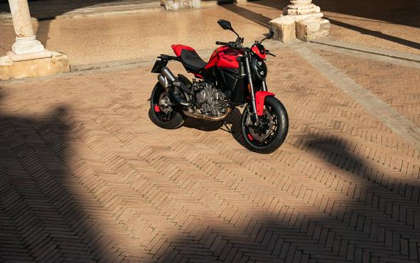 2026 Ducati Monster 896