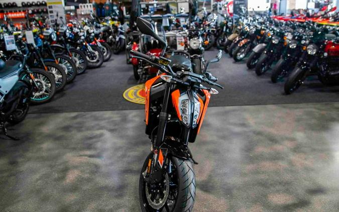 2024 KTM 790 Duke