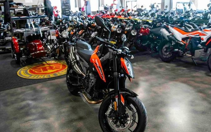 2024 KTM 790 Duke