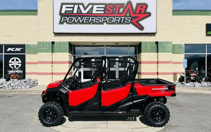 2023 Honda® Pioneer 1000-6 Deluxe Crew