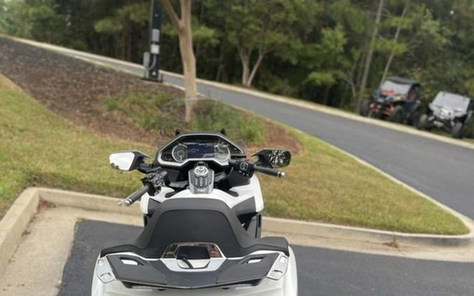 2018 Honda® Gold Wing Tour Pearl White