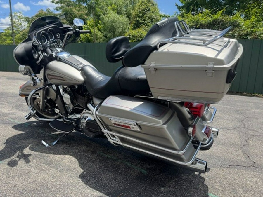 2007 Harley-Davidson FLHTC - Electra Glide Classic