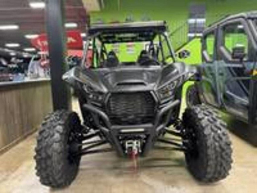 2026 Kawasaki Teryx® KRX4™ 1000 Blackout Edition