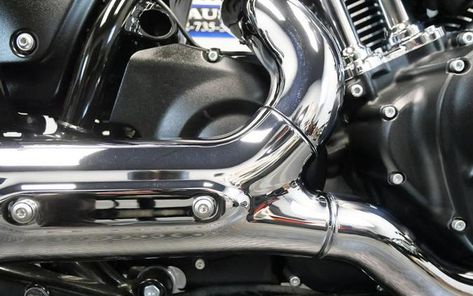 2023 Indian Motorcycle® Chief® Bobber ABS Black Metallic