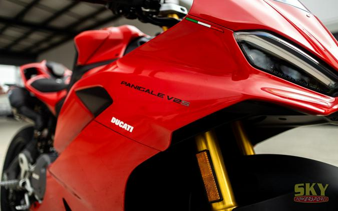 2025 Ducati Panigale V2S