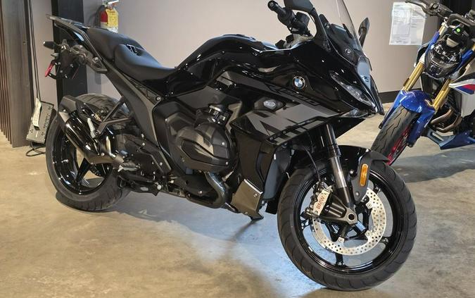 2026 BMW R 1300 RS