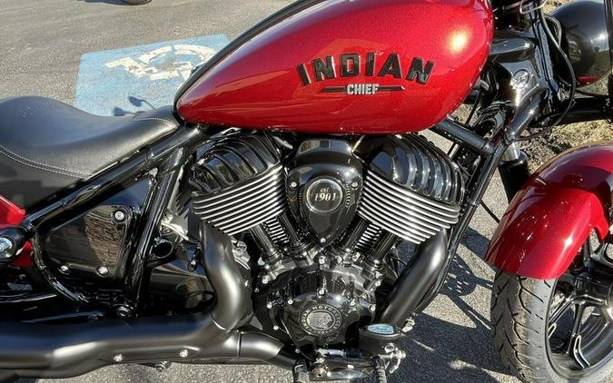 2024 Indian Motorcycle® Chief Bobber Dark Horse® Sunset Red Smoke