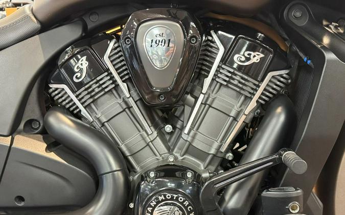 2021 Indian Motorcycle® Challenger® Dark Horse Bronze Smoke