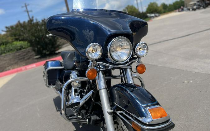 2013 Harley-Davidson® FLHTC Electra Glide® Classic BIG BLUE PEARL 646124