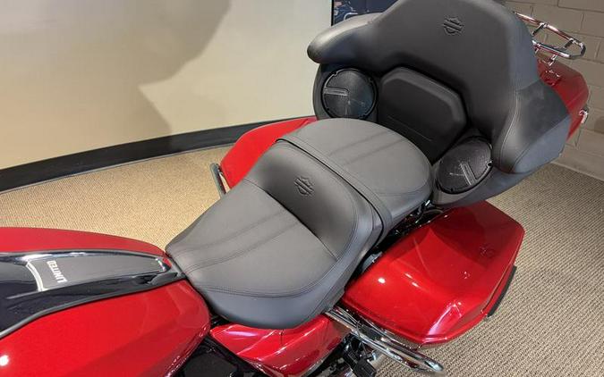 2026 Harley-Davidson® FLHXL - Street Glide® Limited