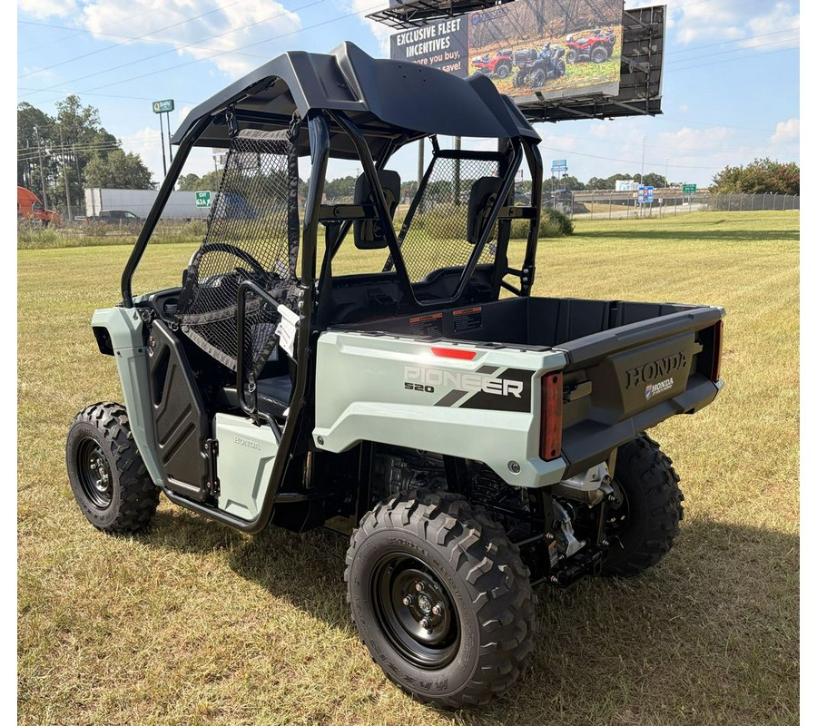 2026 Honda Pioneer 520 Base