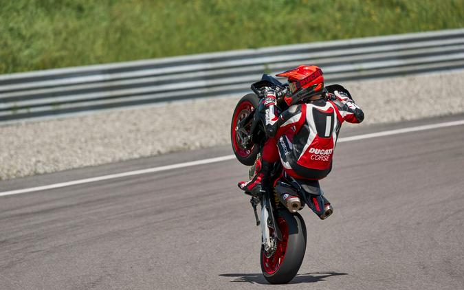 2026 Ducati Hypermotard 698 Mono Nera