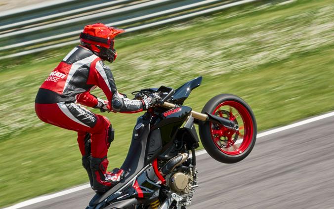 2026 Ducati Hypermotard 698 Mono Nera
