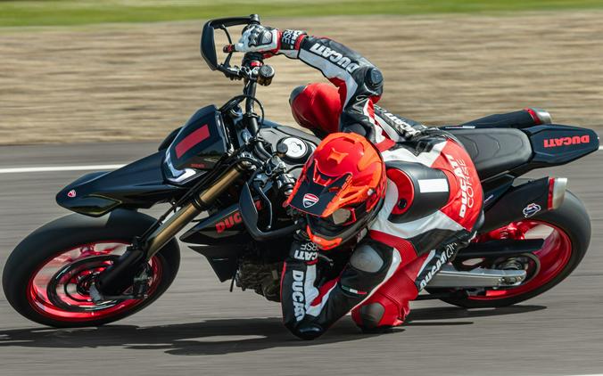 2026 Ducati Hypermotard 698 Mono Nera
