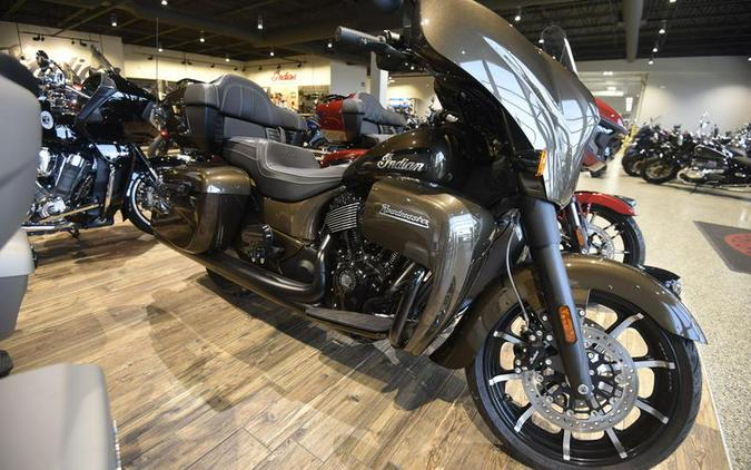 2023 Indian Motorcycle® Roadmaster® Dark Horse® Bronze Pearl Metallic