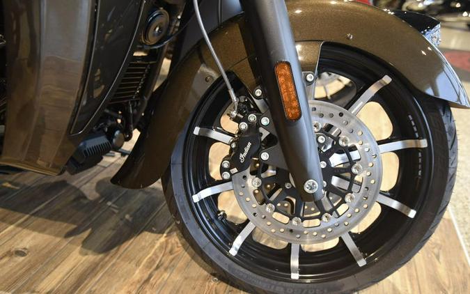 2023 Indian Motorcycle® Roadmaster® Dark Horse® Bronze Pearl Metallic