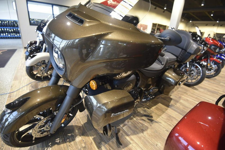 2023 Indian Motorcycle® Roadmaster® Dark Horse® Bronze Pearl Metallic