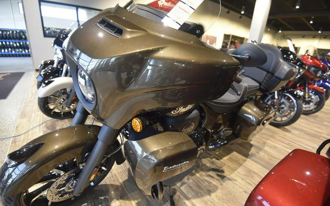 2023 Indian Motorcycle® Roadmaster® Dark Horse® Bronze Pearl Metallic