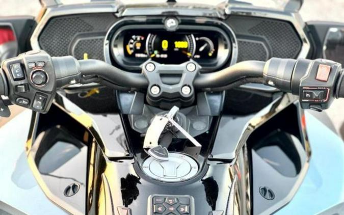 2021 Can-Am® Spyder F3 Limited SE6 (Chrome)