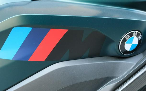 2026 BMW M 1000 XR