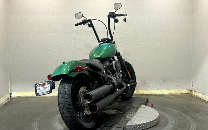 Harley-Davidson® Street Bob® 114 2022 FXBBS 034487A GAUNT GRY MTLIC