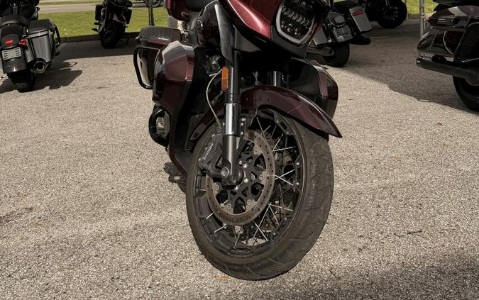 2024 Harley-Davidson® CVO™ Street Glide® Copperhead
