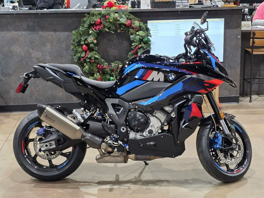 2026 BMW M 1000 XR