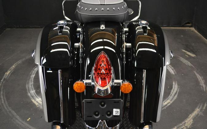 2024 Indian Motorcycle® Springfield® Black Metallic/Titanium Metallic