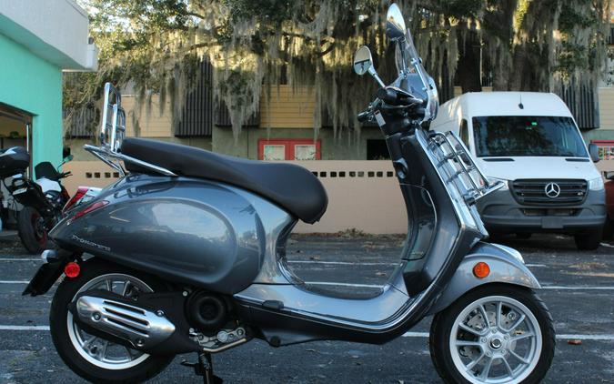 2023 Vespa Primavera 50 Touring