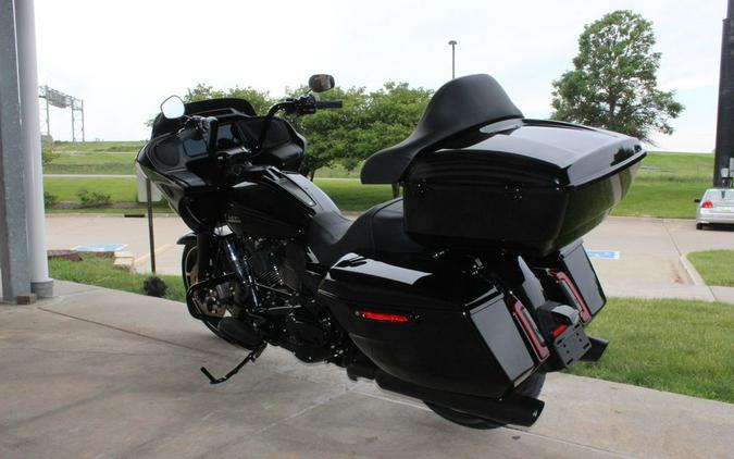 2024 Harley-Davidson® FLTRX - Road Glide®