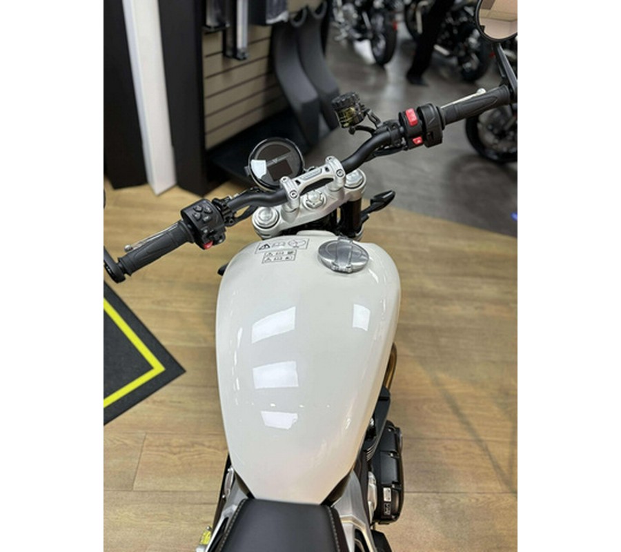 2025 Triumph Speed Twin 1200