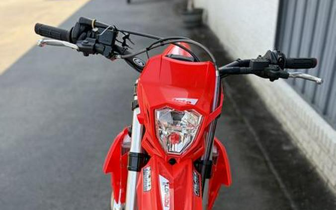 2027 Beta 300 X-Trainer