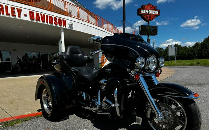 2017 Harley-Davidson Tri Glide Ultra Black