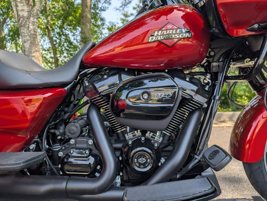 FLTRT 2025 Road Glide® 3