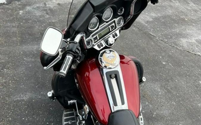 2009 Harley-Davidson FLHTCU - Ultra Classic Electra Glide