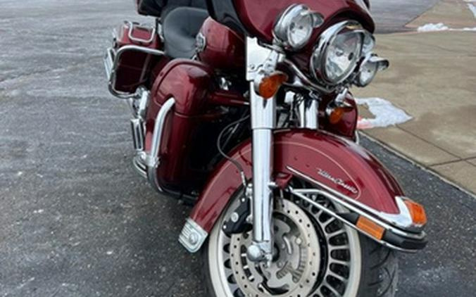 2009 Harley-Davidson FLHTCU - Ultra Classic Electra Glide
