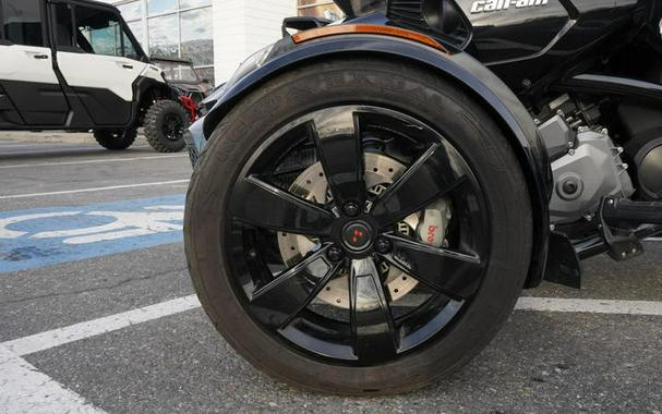 2019 Can-Am® Spyder® F3