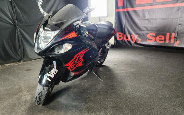 2011 SUZUKI GSX1300R - F102126