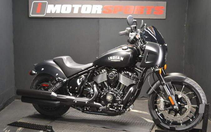 2024 Indian Motorcycle® Sport Chief Black Smoke