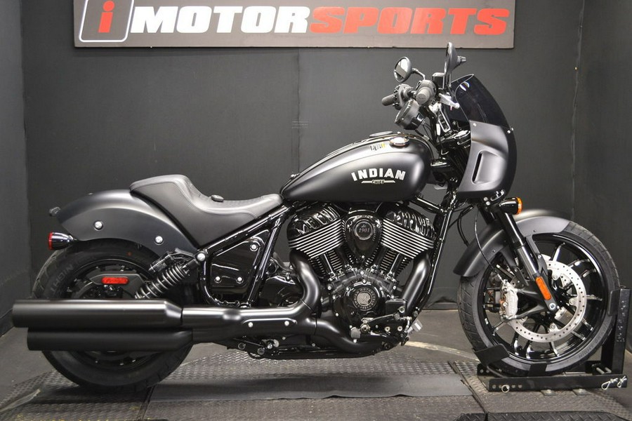 2024 Indian Motorcycle® Sport Chief Black Smoke