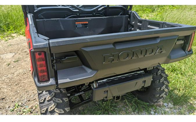 2024 Honda PIONEER 1000-6 DELUXE CREW