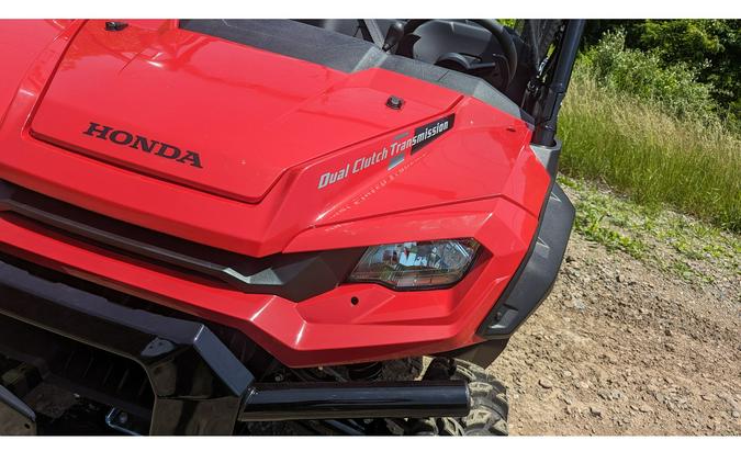 2024 Honda PIONEER 1000-6 DELUXE CREW