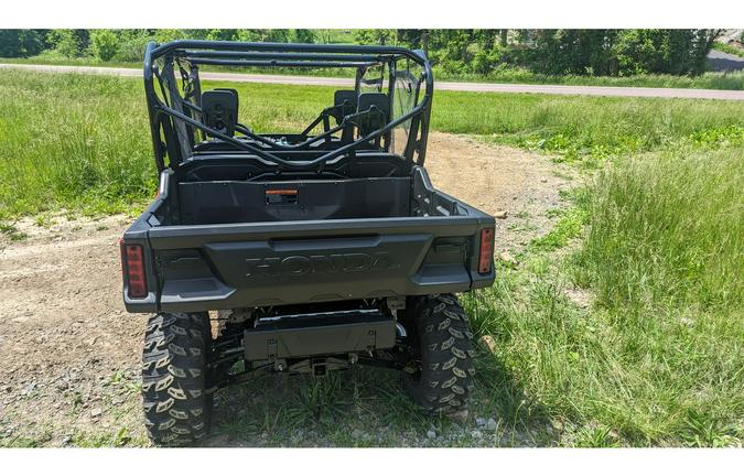 2024 Honda PIONEER 1000-6 DELUXE CREW