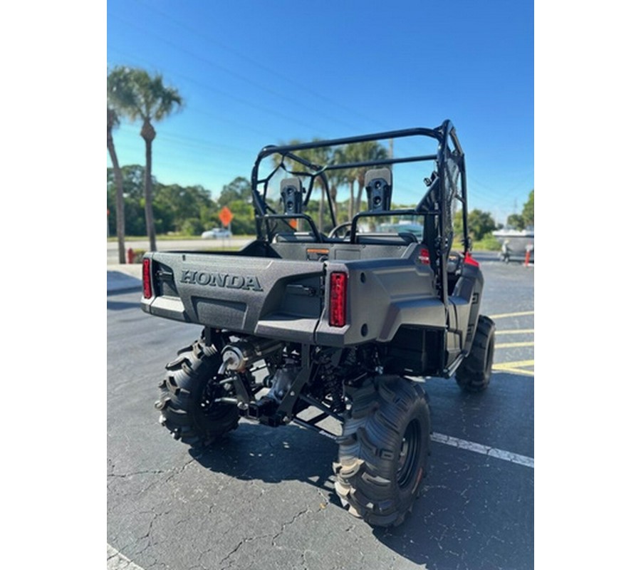 2025 Honda Pioneer 700