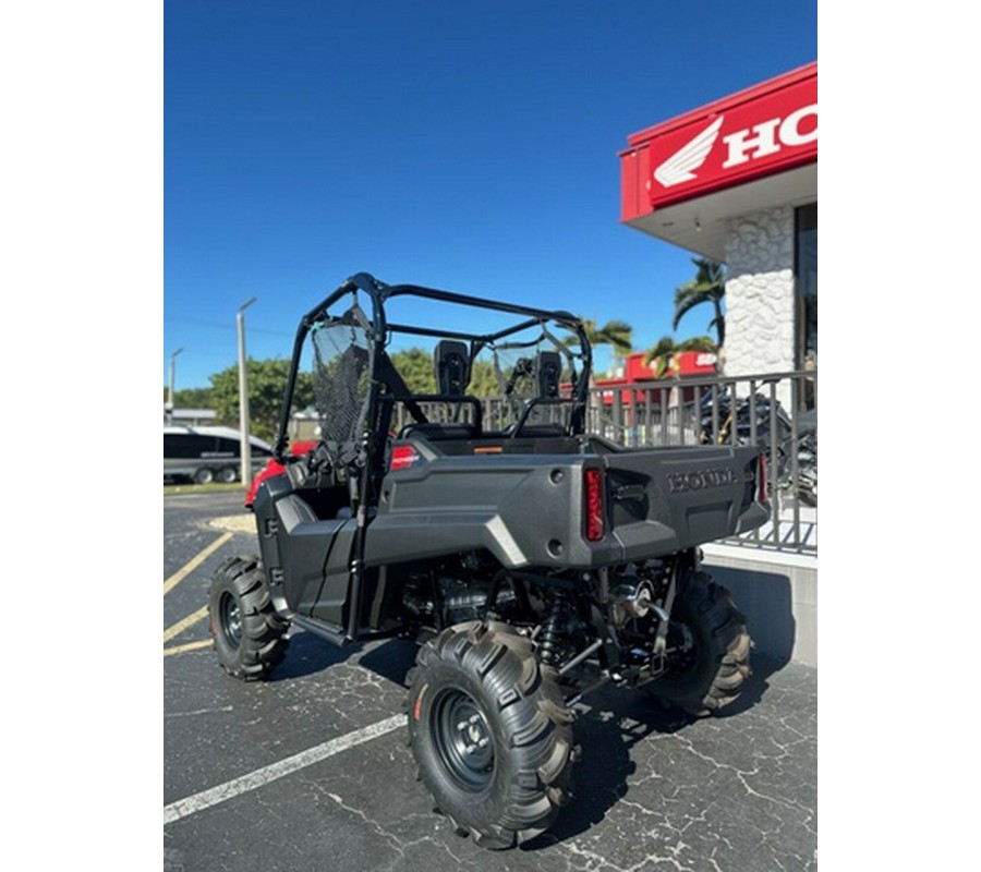 2025 Honda Pioneer 700