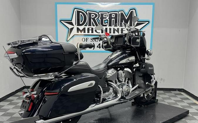 2021 Indian Motorcycle® Roadmaster® Limited Thunder Black Azure Crystal