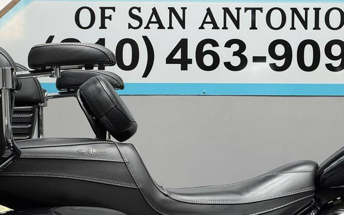 2021 Indian Motorcycle® Roadmaster® Limited Thunder Black Azure Crystal