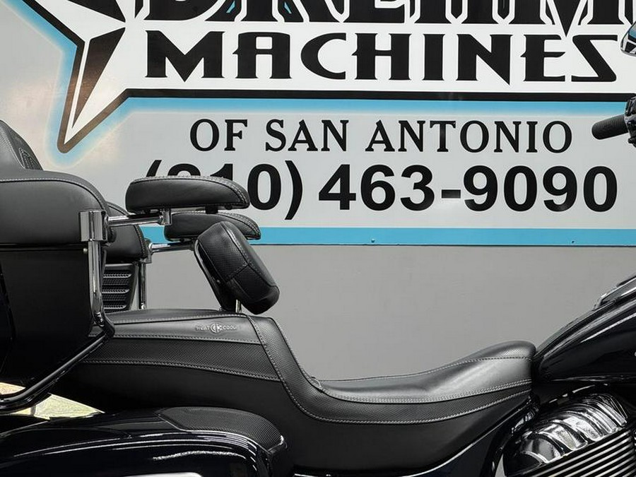 2021 Indian Motorcycle® Roadmaster® Limited Thunder Black Azure Crystal