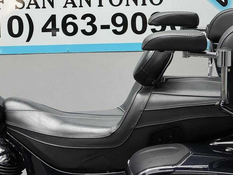 2021 Indian Motorcycle® Roadmaster® Limited Thunder Black Azure Crystal